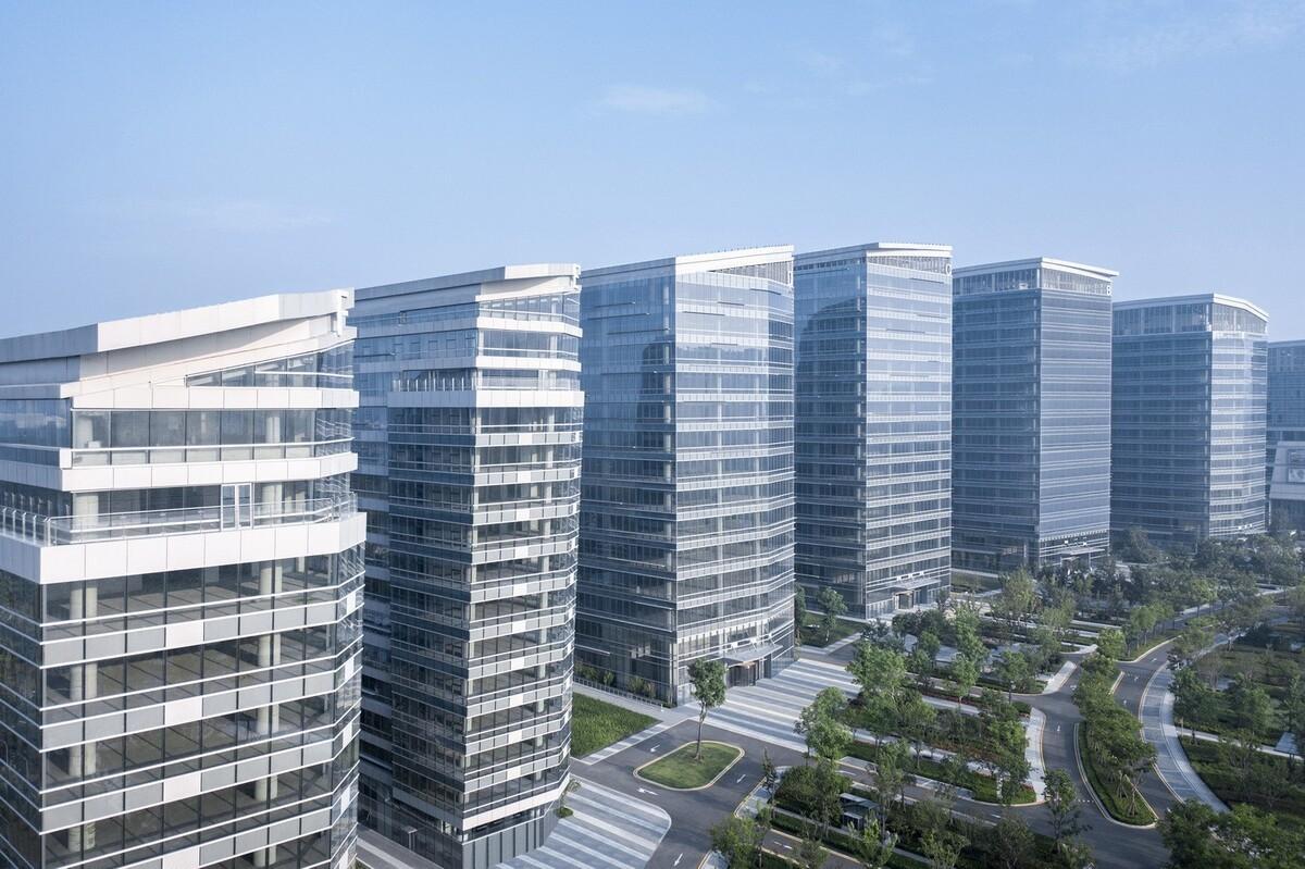 高山流水、兼收并蓄的城市文化新名片—济宁市文化中心三期文化产业园 / Laguarda.Low Architects (LLA)