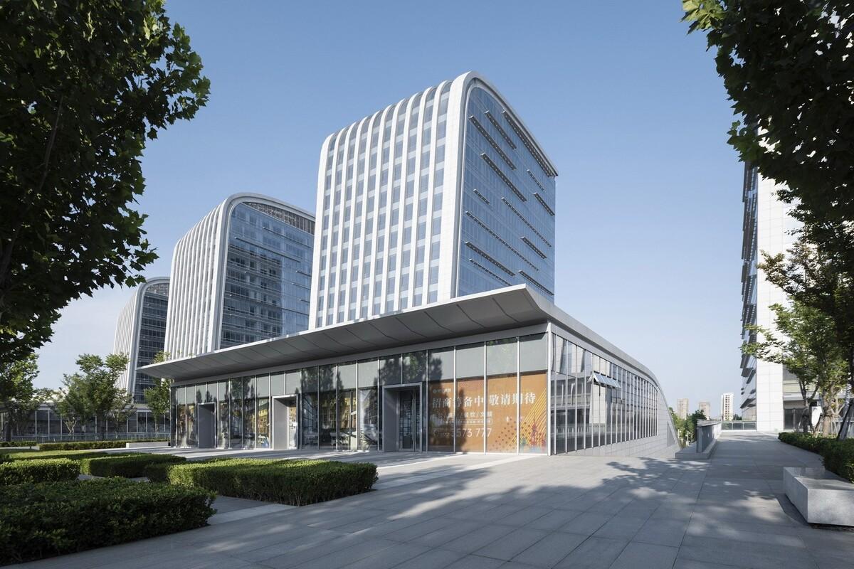 高山流水、兼收并蓄的城市文化新名片—济宁市文化中心三期文化产业园 / Laguarda.Low Architects (LLA)