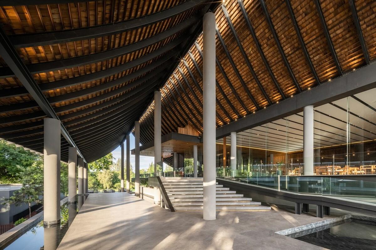 超大规模泰式餐厅 Keereetara / IDIN Architects