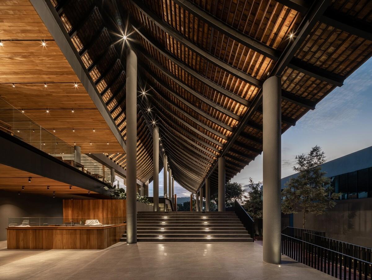 超大规模泰式餐厅 Keereetara / IDIN Architects
