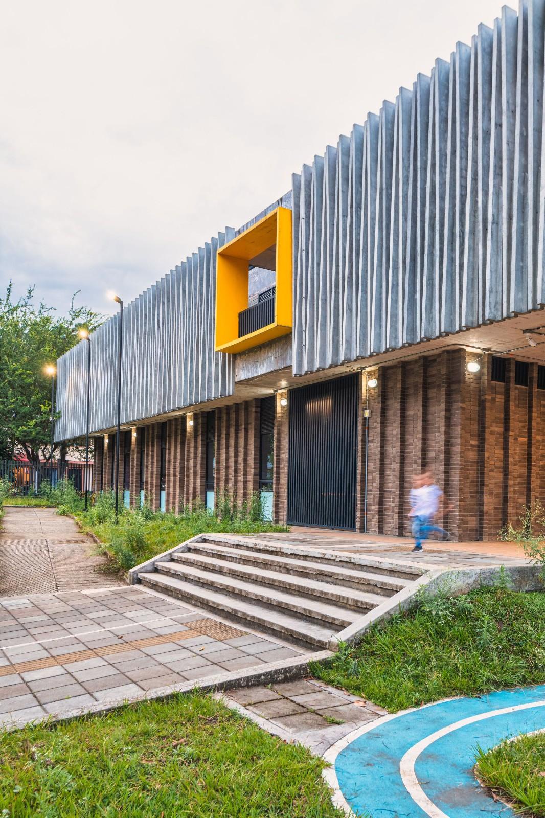 冠军摇篮儿童发展中心 / Espacio Colectivo Arquitectos