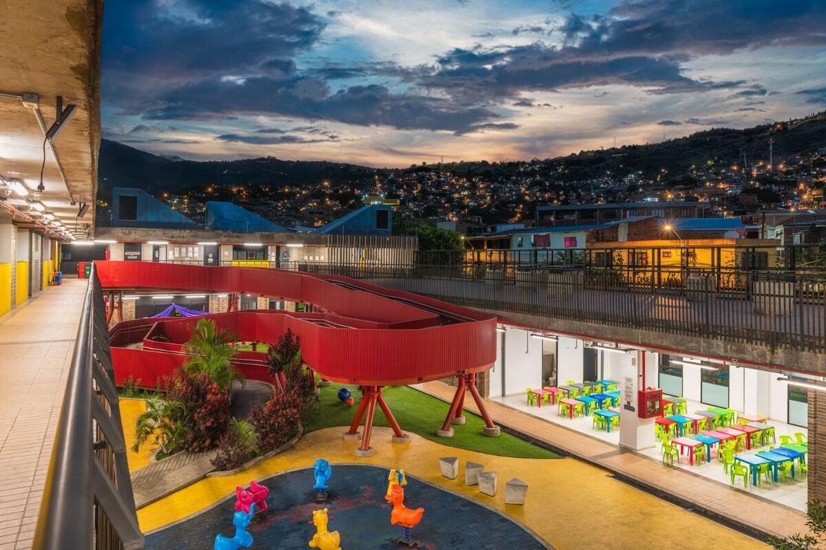 冠军摇篮儿童发展中心 / Espacio Colectivo Arquitectos
