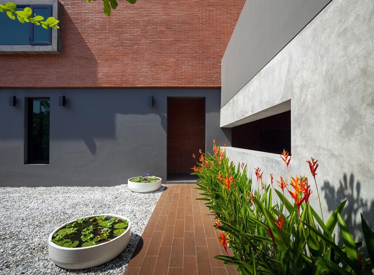 管道住宅 / Volume Matrix Studio