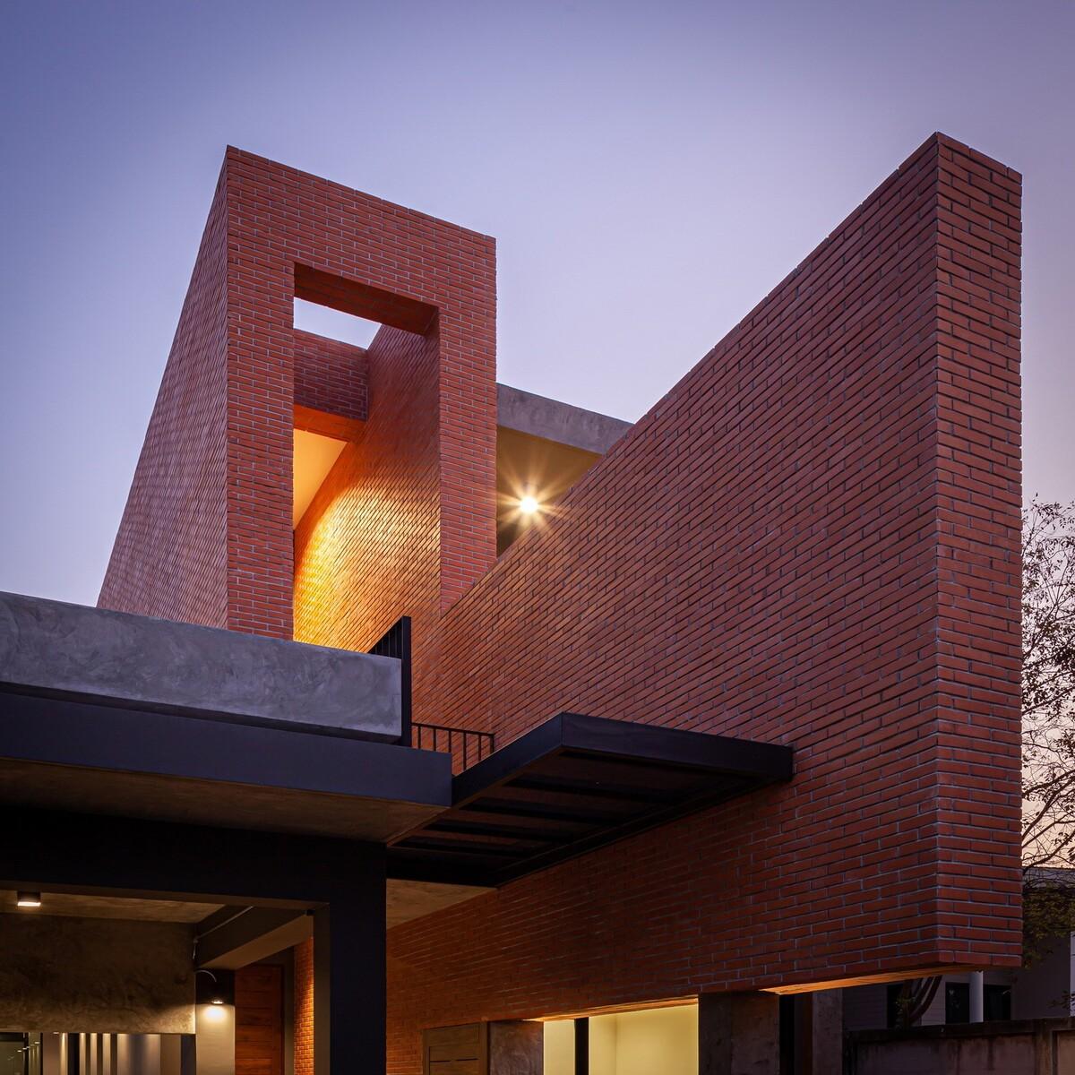 管道住宅 / Volume Matrix Studio