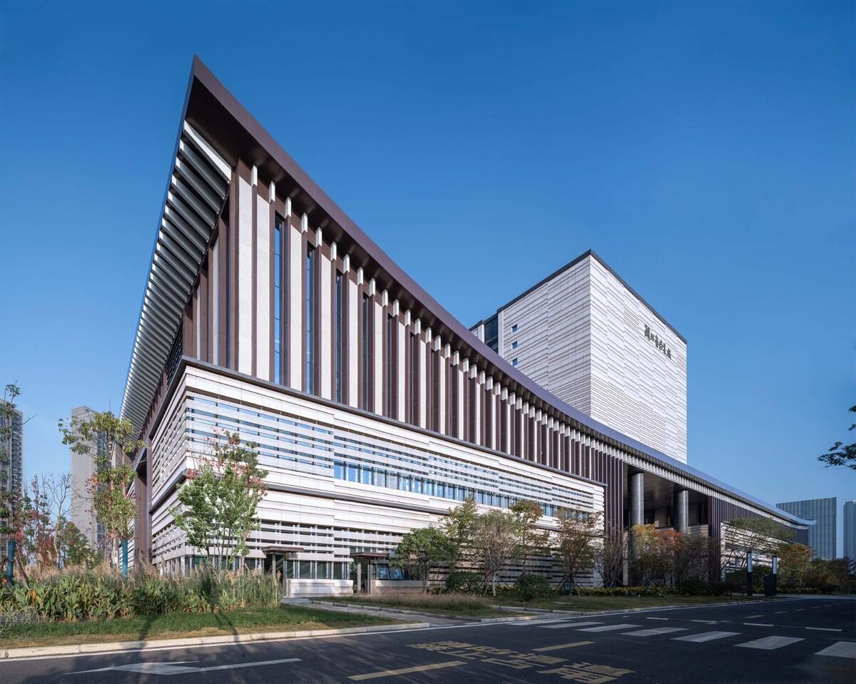 湖北省档案馆新馆 / 中南建筑设计院
