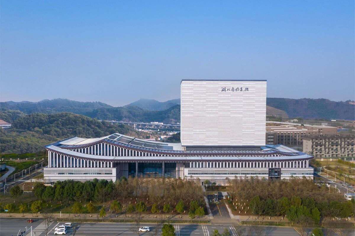 湖北省档案馆新馆 / 中南建筑设计院