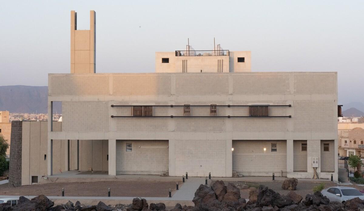 光与石，Al Gharra 清真寺 / Mohammed Ibrahim Shafee Architectural Office