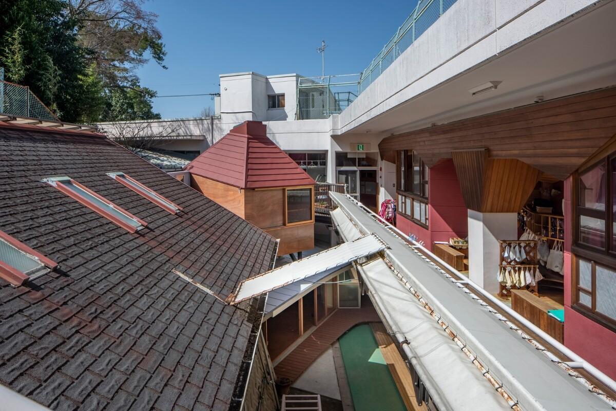 消解死胡同，山里保育园改扩建 / 吉村真基建筑计画事务所 | MYAO