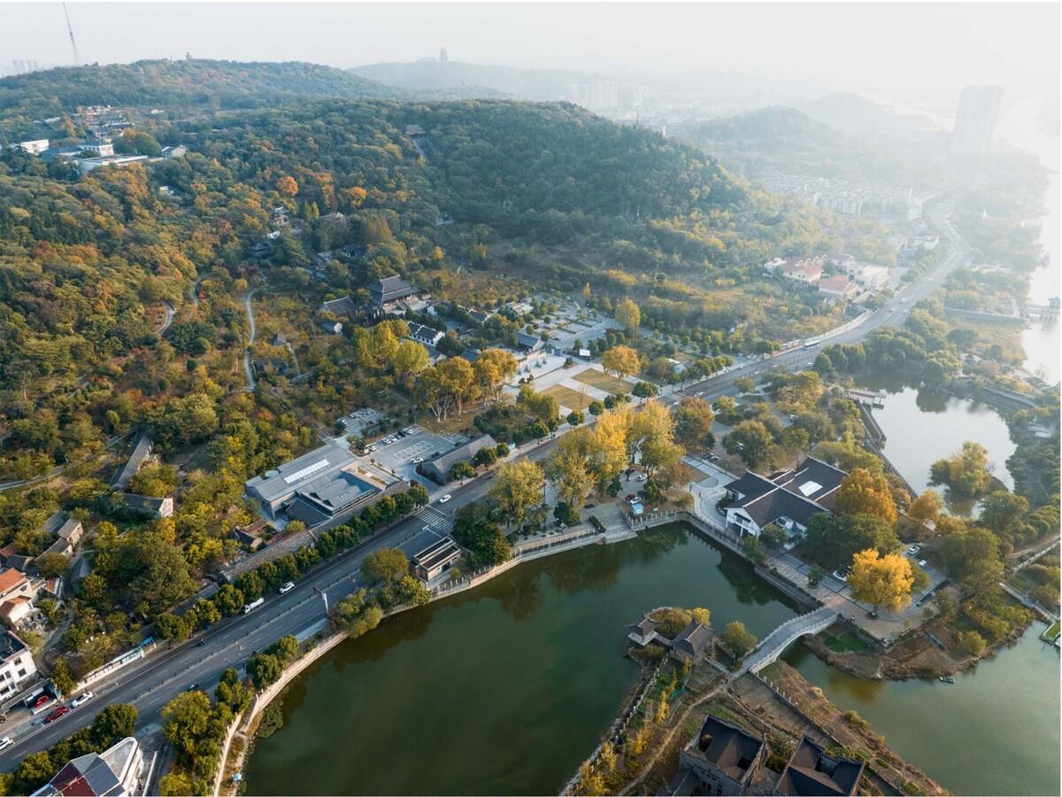 江淮小剧场 / 东南大学建筑学院