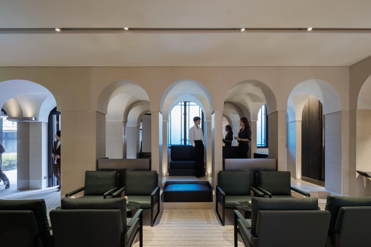 Piazza in a room：Mapoly Coffee满坡栗咖啡(历史博物馆店) / Wutopia Lab