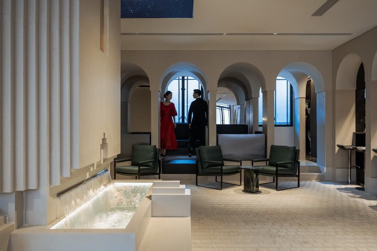Piazza in a room：Mapoly Coffee满坡栗咖啡(历史博物馆店) / Wutopia Lab