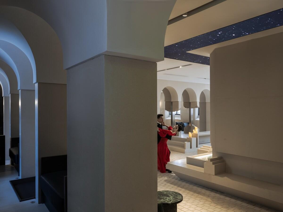 Piazza in a room：Mapoly Coffee满坡栗咖啡(历史博物馆店) / Wutopia Lab