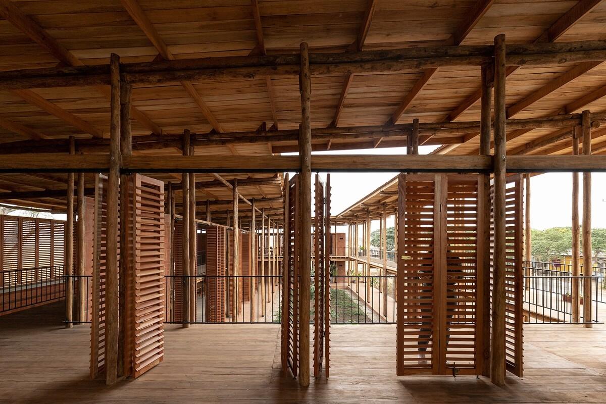 织工社区生产力发展中心 / Natura Futura Arquitectura + Juan Carlos Bamba
