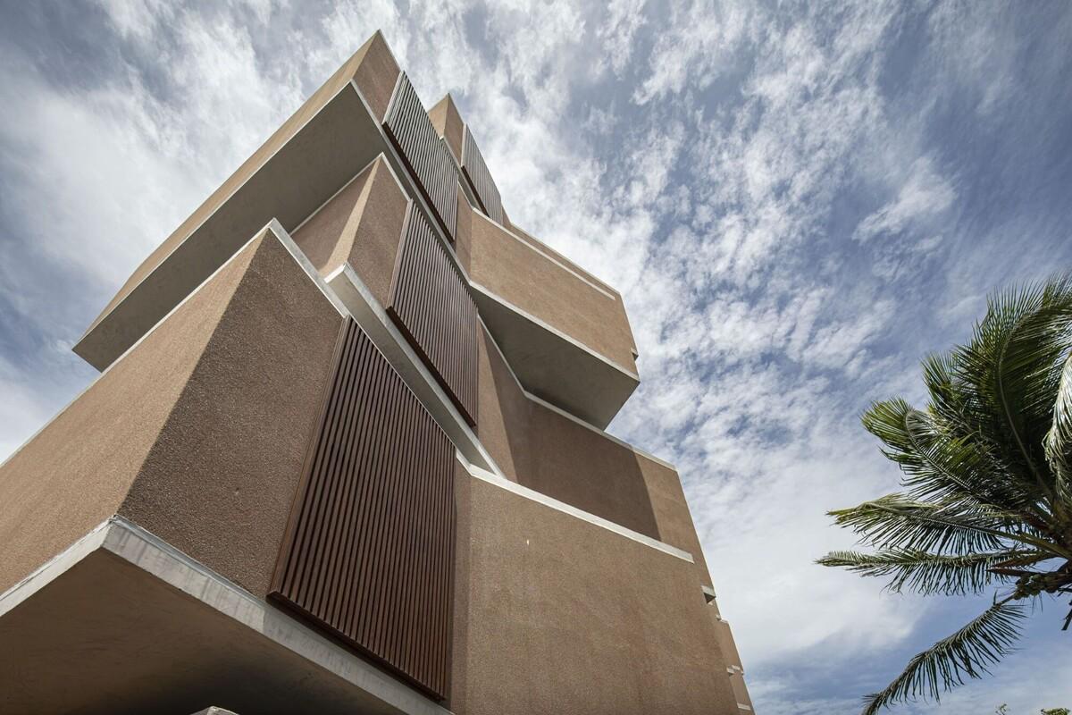 BA’RA 酒店 / Plan:b arquitectos