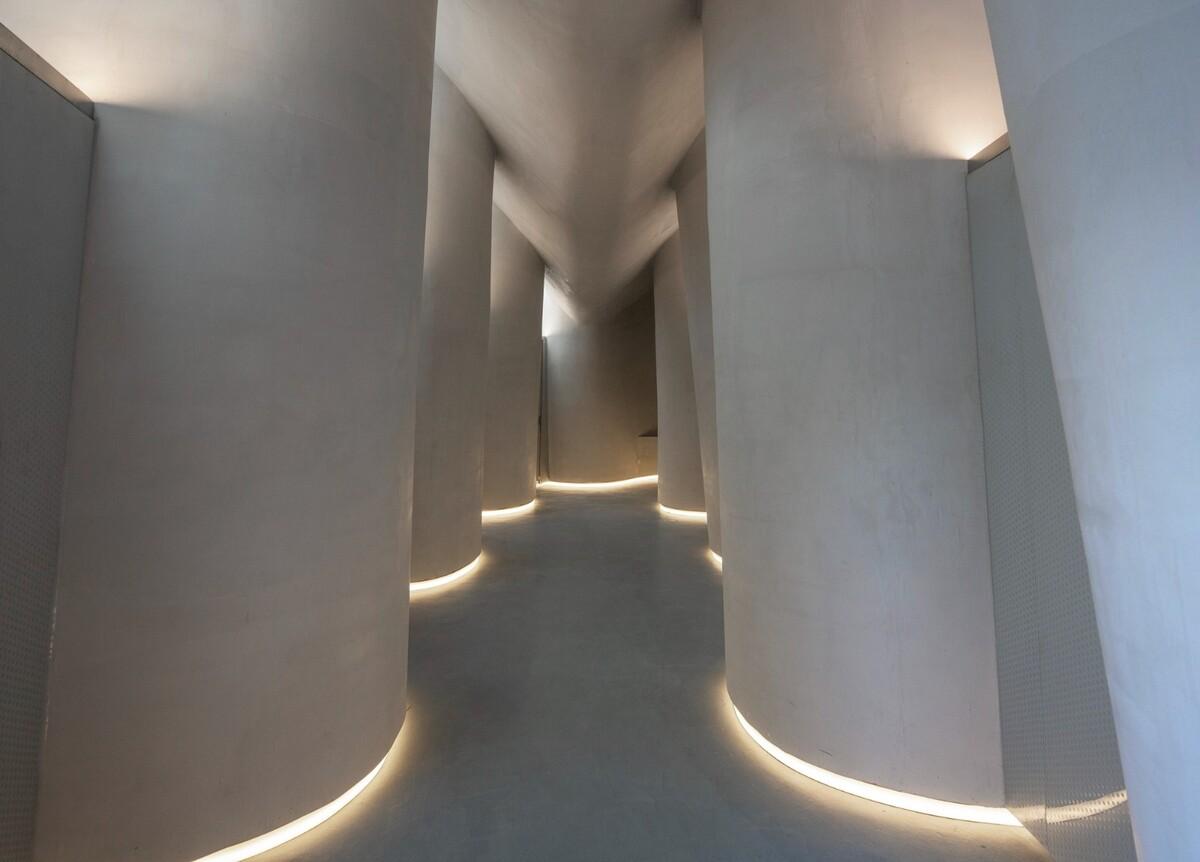 天光洗手堂 / 众建筑