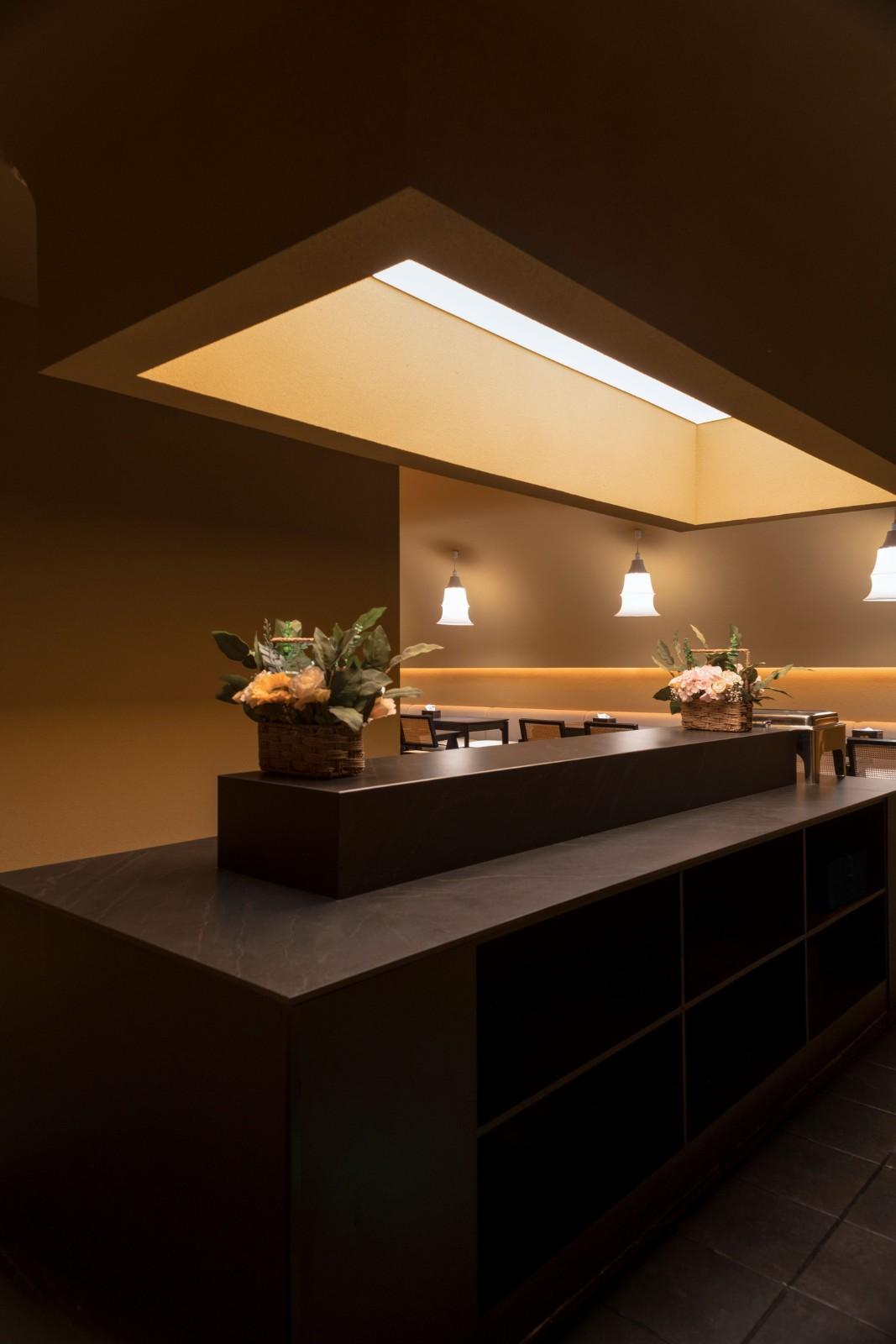 内向理疗SPA，沈阳 / 素造建筑