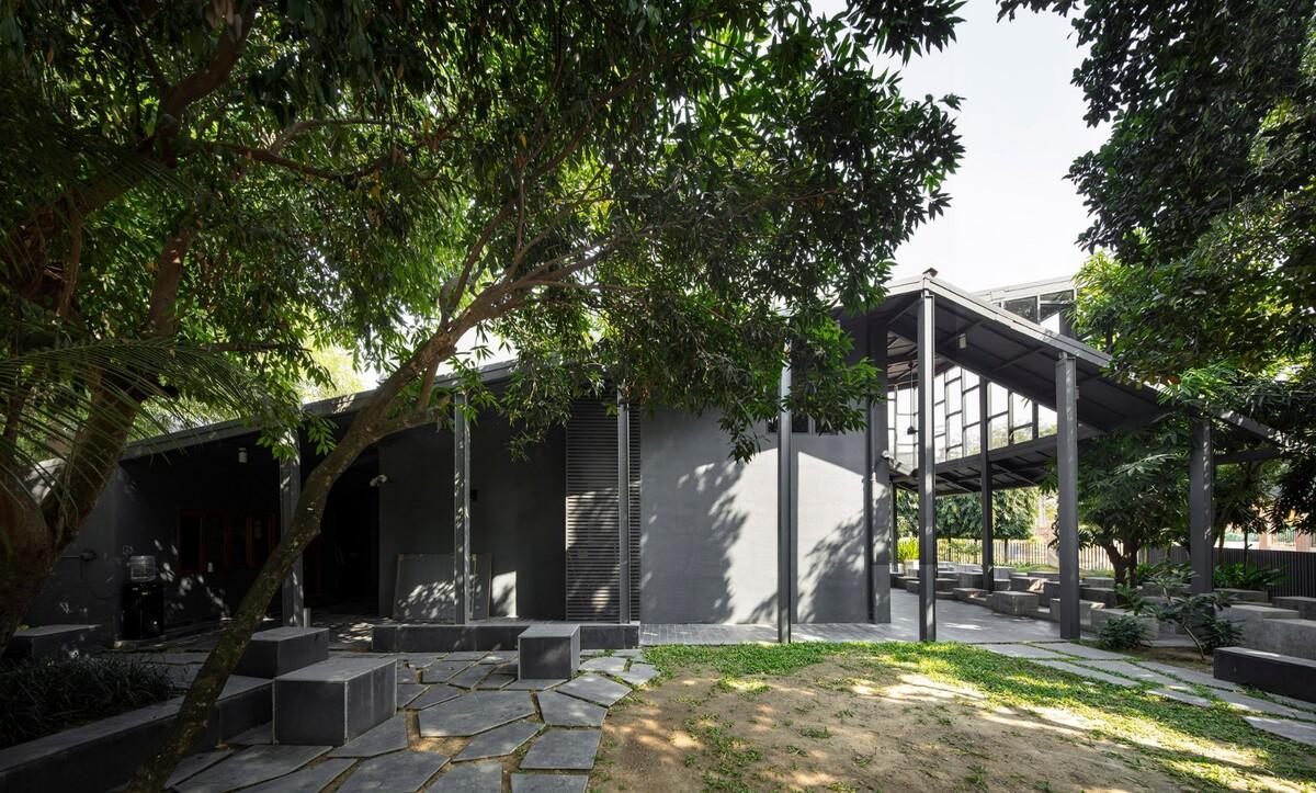 Arthshila文化中心 – 文化适应及再利用私人基础设施 / Abin Design Studio