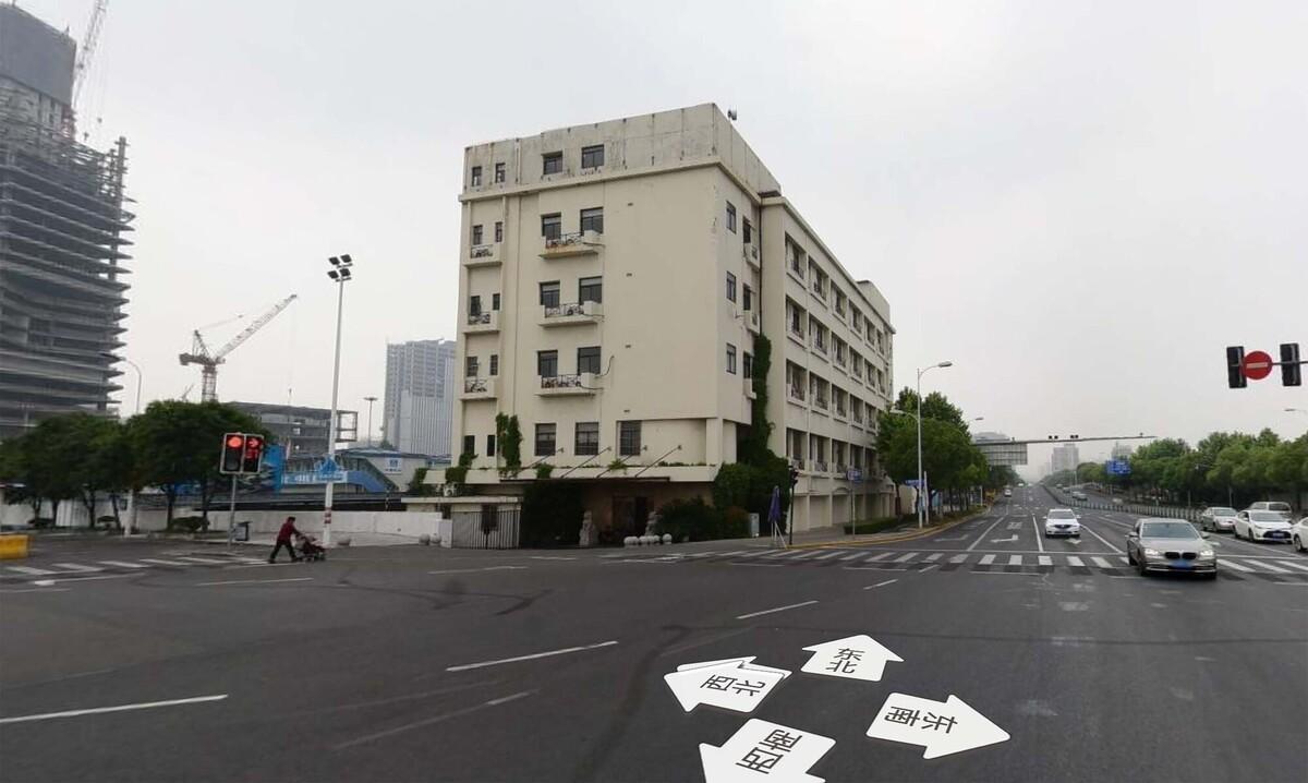 上海世博元古酒店 / 无之设计