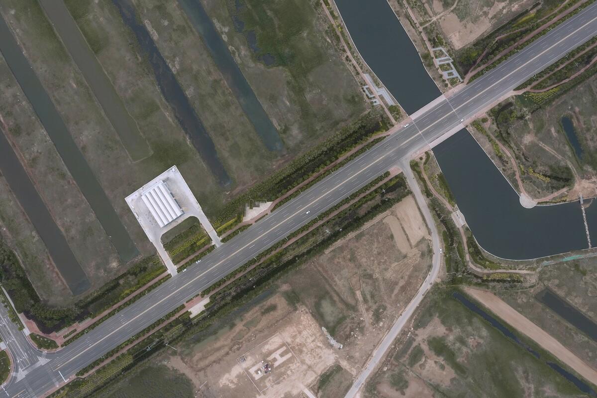 哈鹿加油站 / SITUATE上下四方建筑事务所