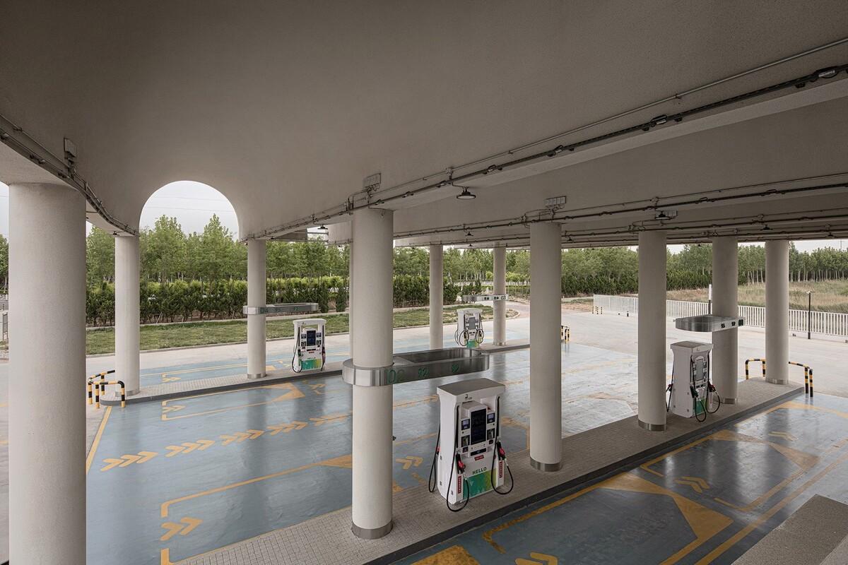 哈鹿加油站 / SITUATE上下四方建筑事务所