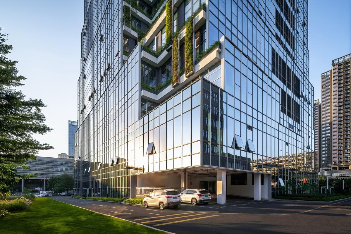 深圳招商局光明科技园 / 梵朴设计