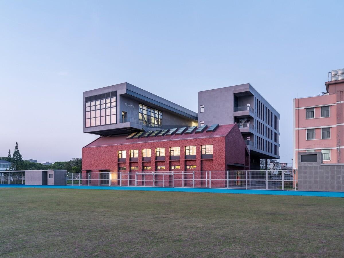 上海南桥书院 / 南沙原创建筑设计工作室