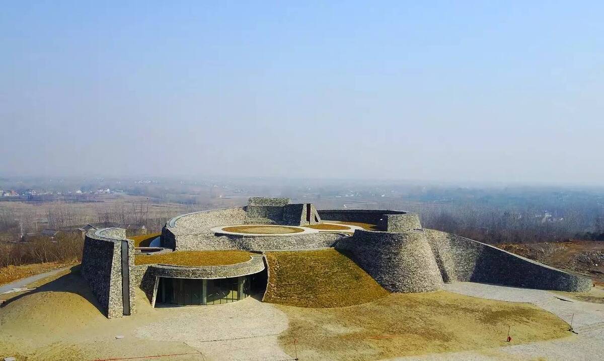 捺山地质博物馆 / 厦门都市环境设计工程有限公司