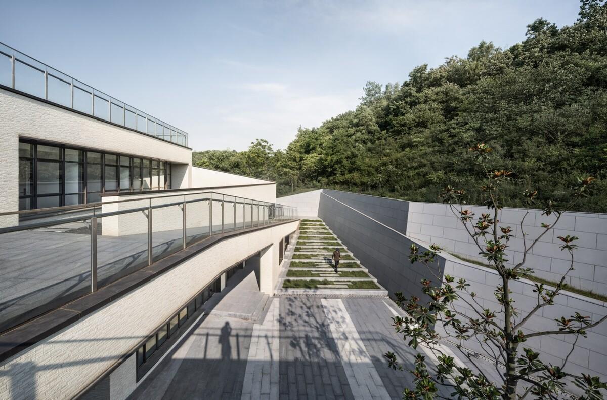 南京大学仙林校区众创空间二期 / 南大建筑钟华颖工作室