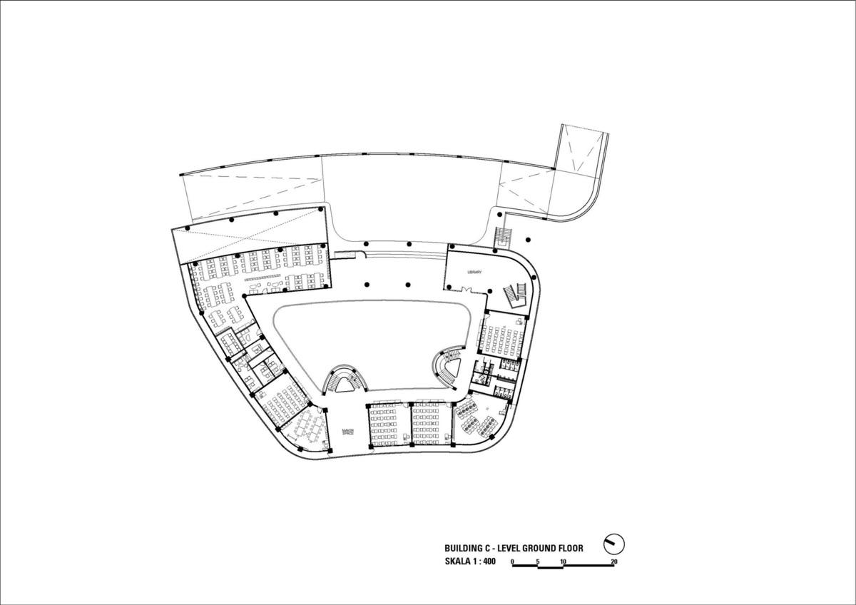 Binus 三宝垄教育园区 / Denton Corker Marshall