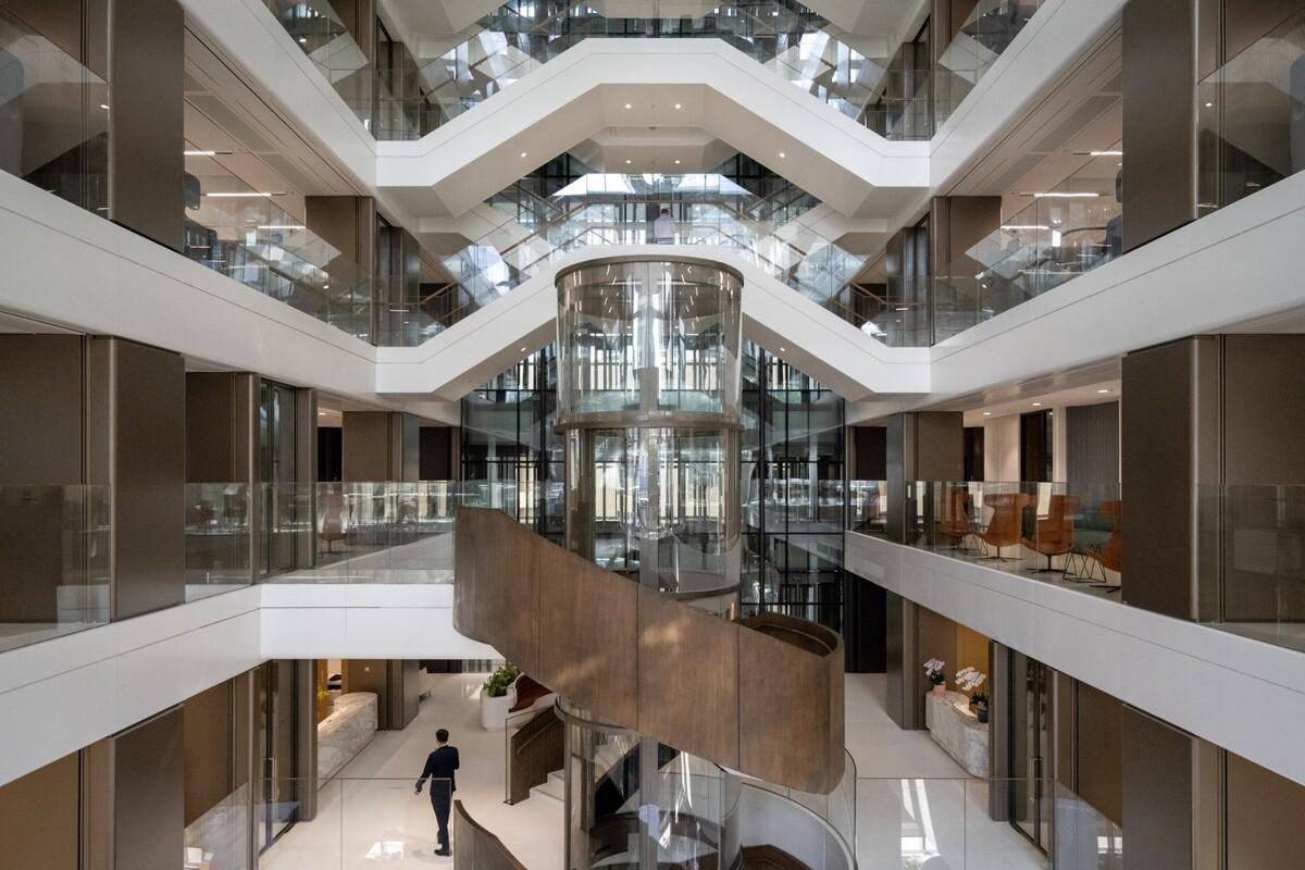 胡志明市科技银行总部 / Foster + Partners