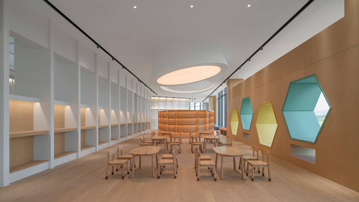 首创和园·平谷新城租赁住房社区图书馆 / 严旸建筑设计