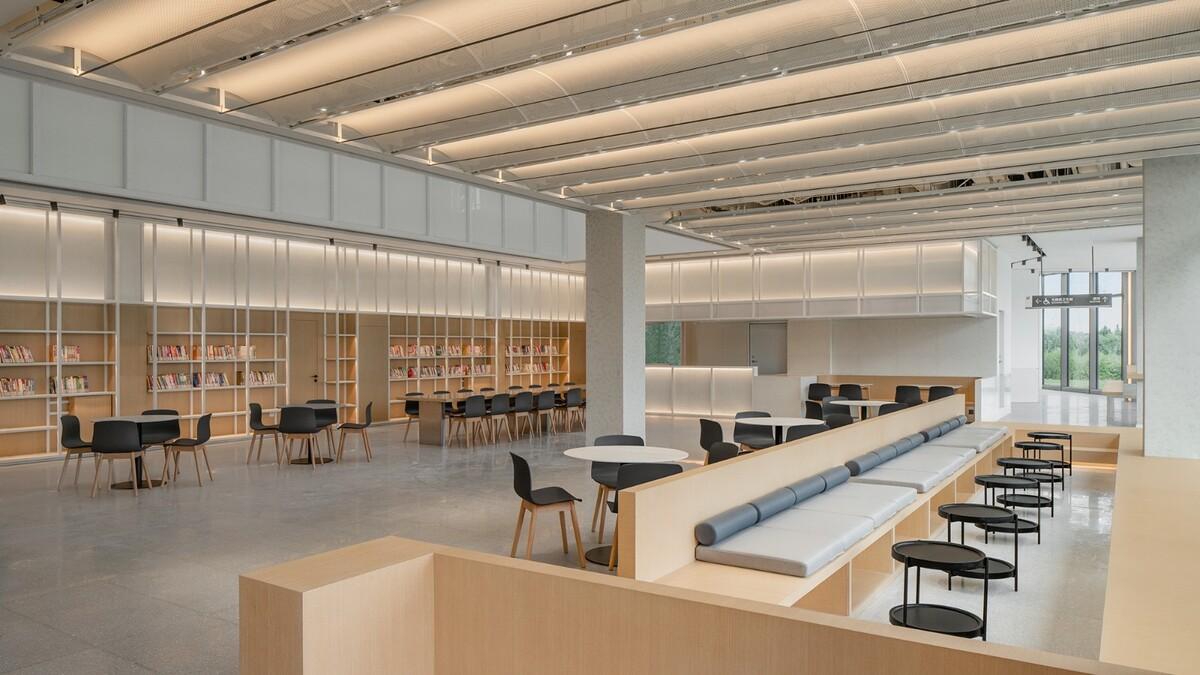 首创和园·平谷新城租赁住房社区图书馆 / 严旸建筑设计