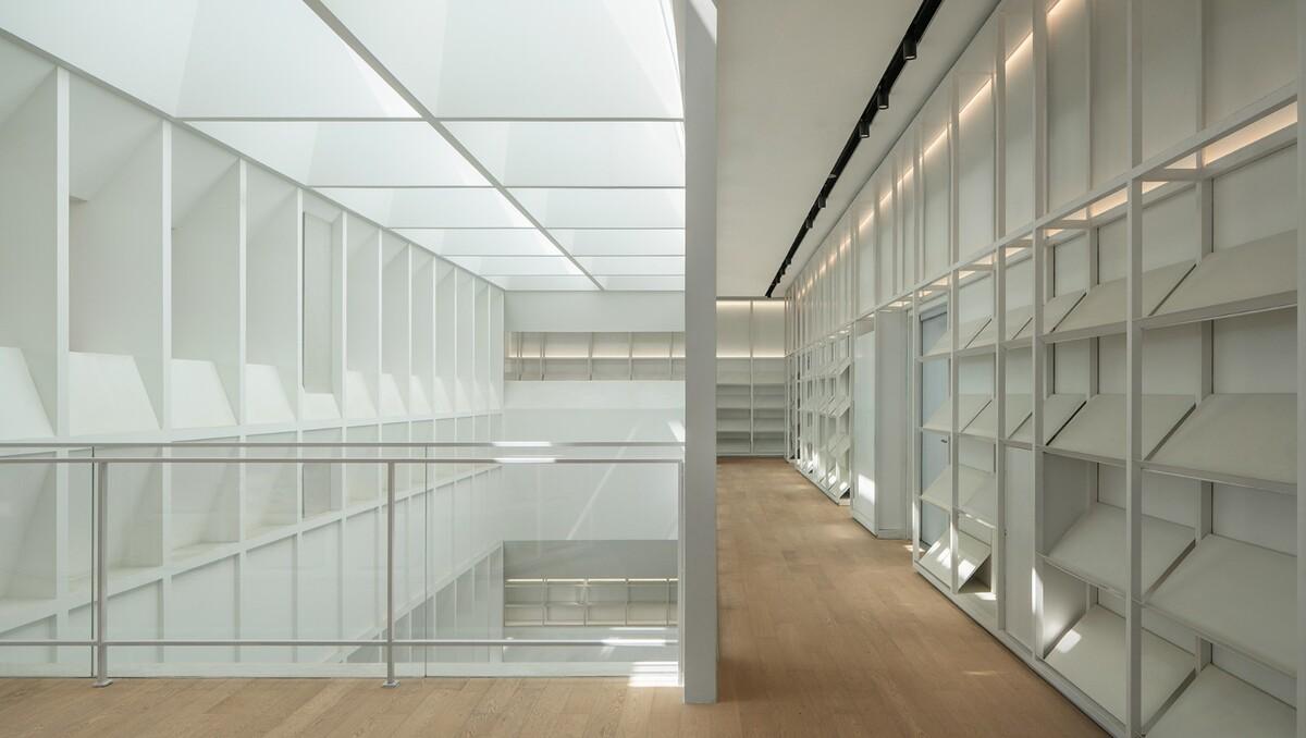 首创和园·平谷新城租赁住房社区图书馆 / 严旸建筑设计