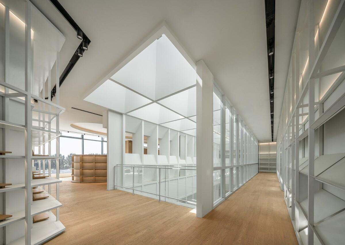 首创和园·平谷新城租赁住房社区图书馆 / 严旸建筑设计