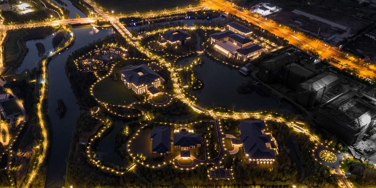 江南园中园·中吴宾馆 / 简和建筑