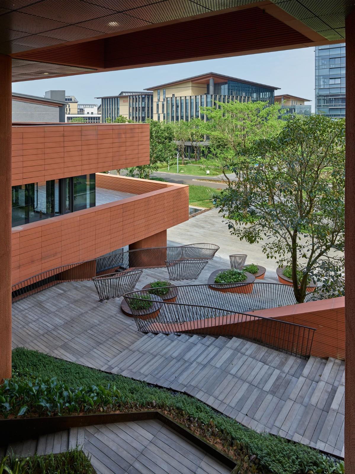 海南生态智慧新城数字市政厅 / 清华大学建筑设计研究院 素朴建筑工作室