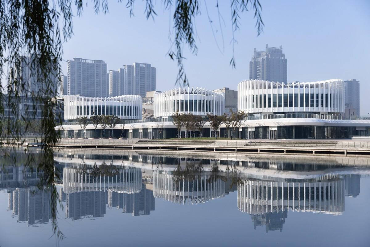 兰花阁：九流渡滨河艺术街区 / UUA建筑师事务所