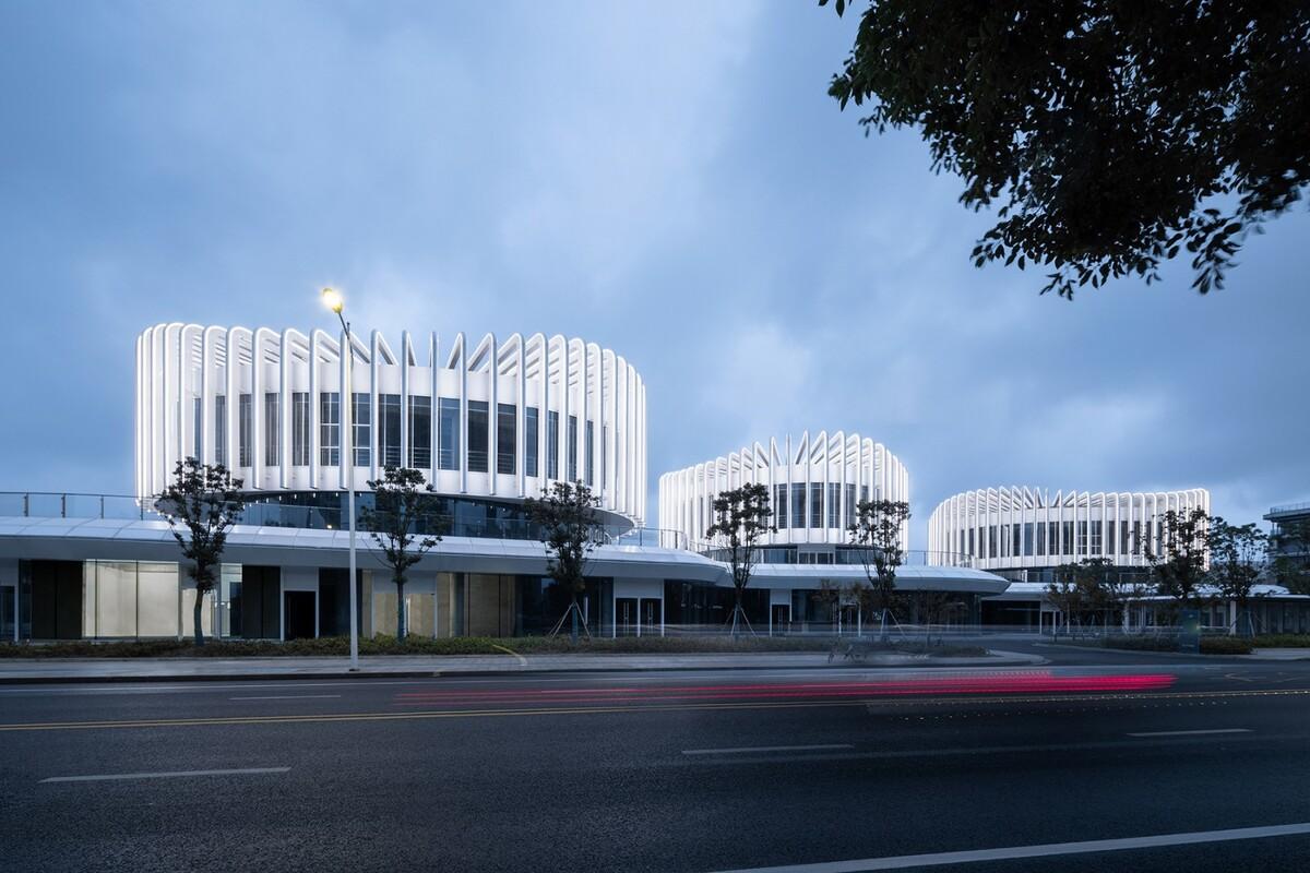 兰花阁：九流渡滨河艺术街区 / UUA建筑师事务所