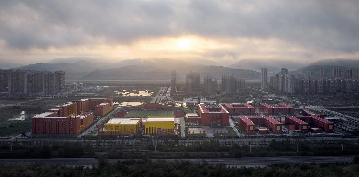 神木中学项目 / 中科院建筑设计研究院有限公司