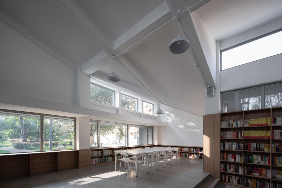 陕西希望工程校园图书馆2.0 / 垣建筑