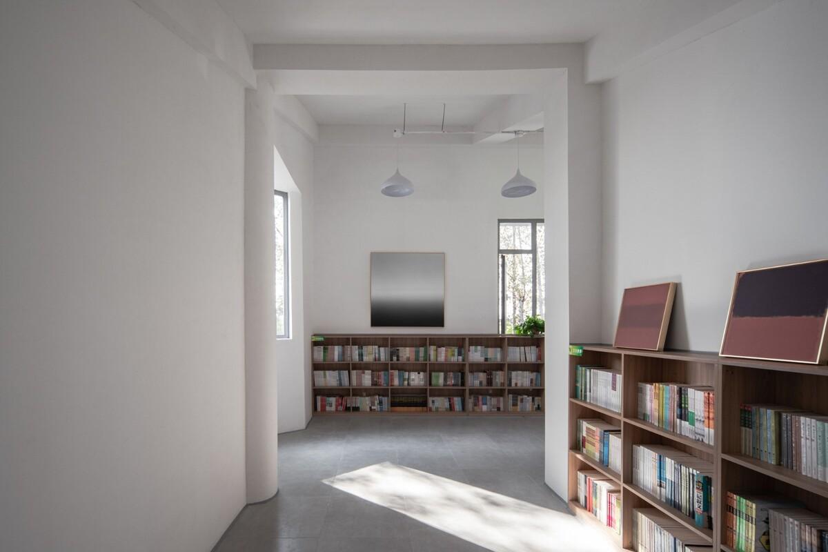 陕西希望工程校园图书馆2.0 / 垣建筑