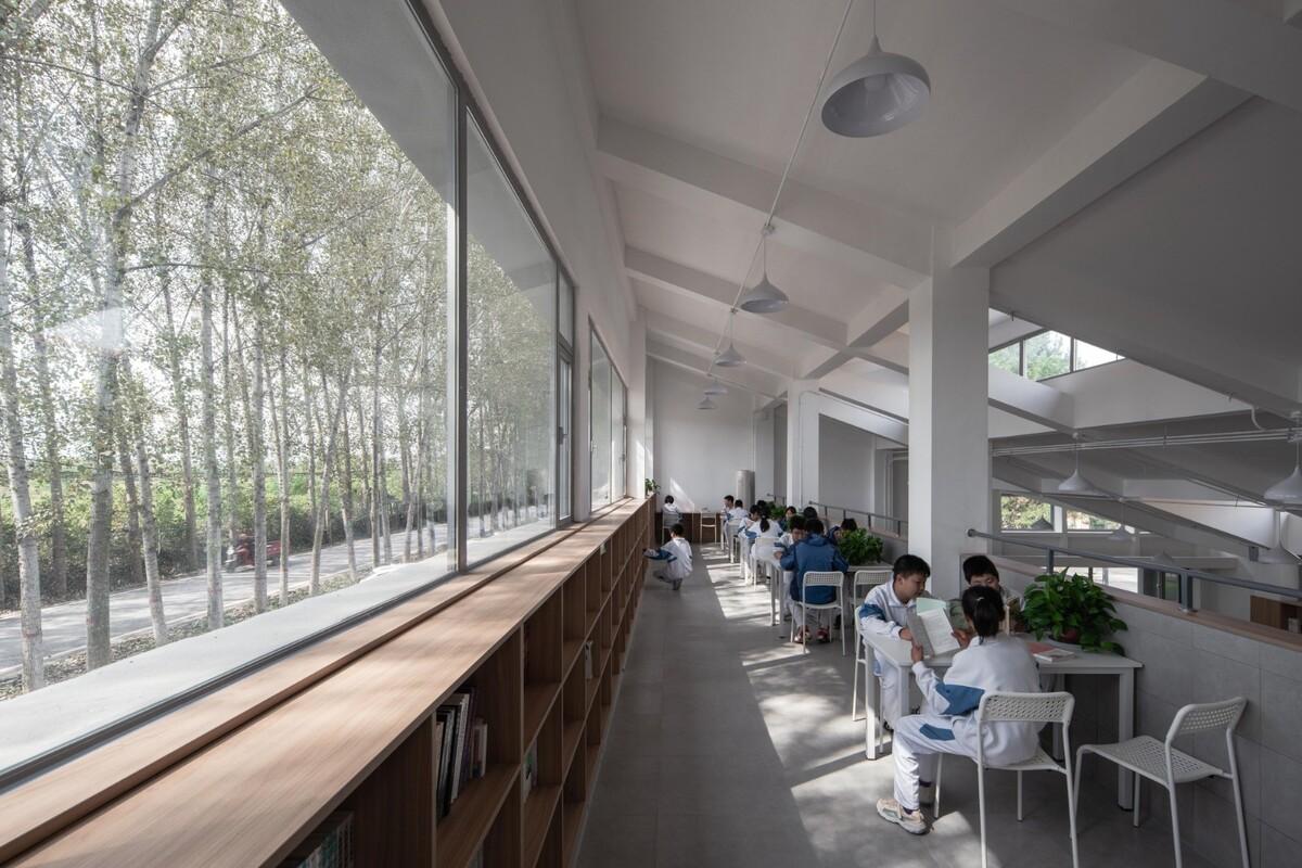 陕西希望工程校园图书馆2.0 / 垣建筑