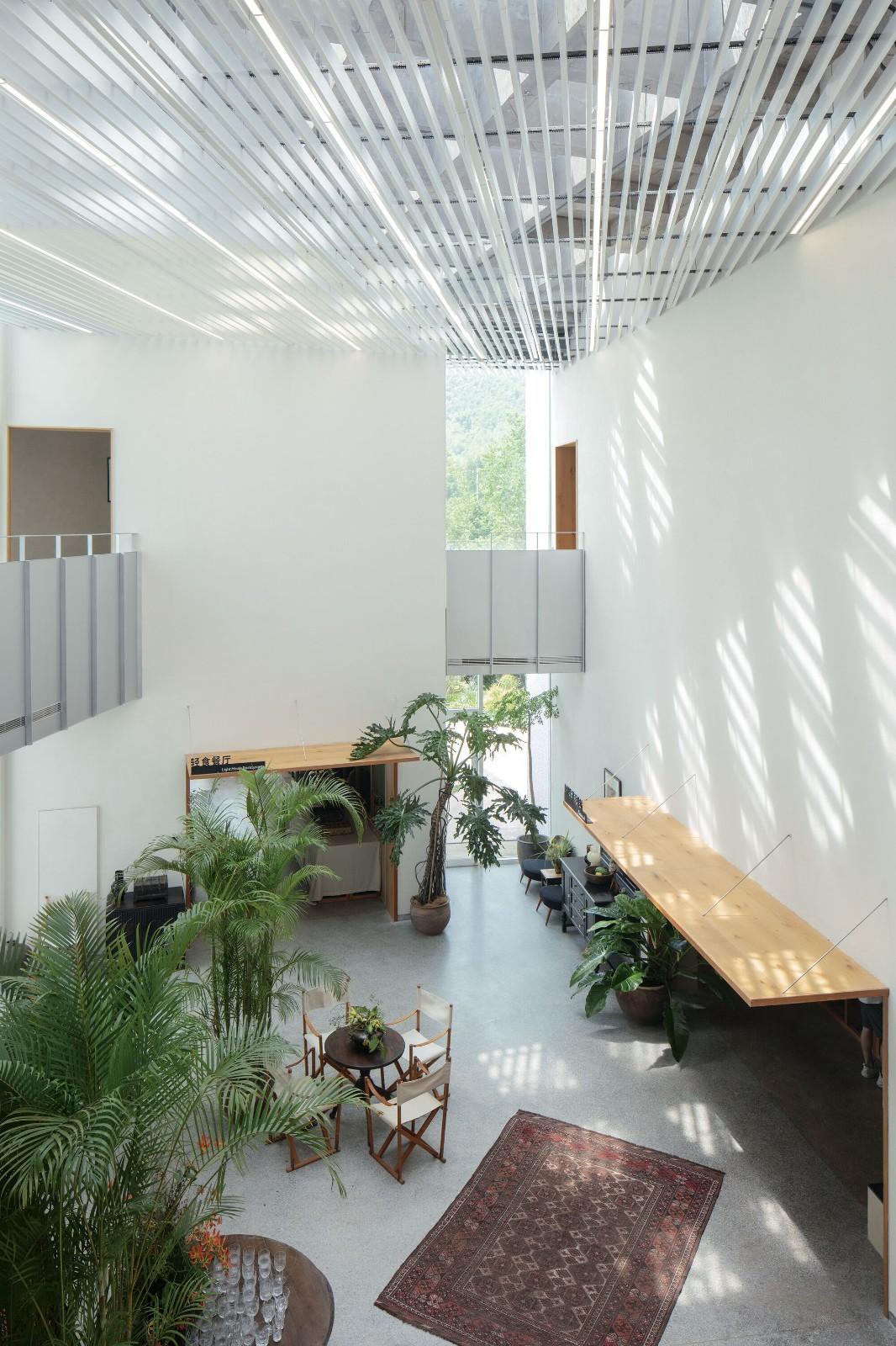 湖州西坡劳岭良室 / 跳房子建筑工作室