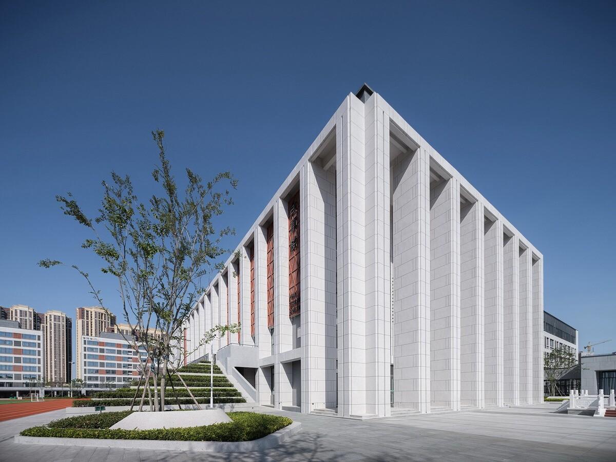 河南安阳振中学校 / 山东建筑大学建筑城规学院象外营造工作室