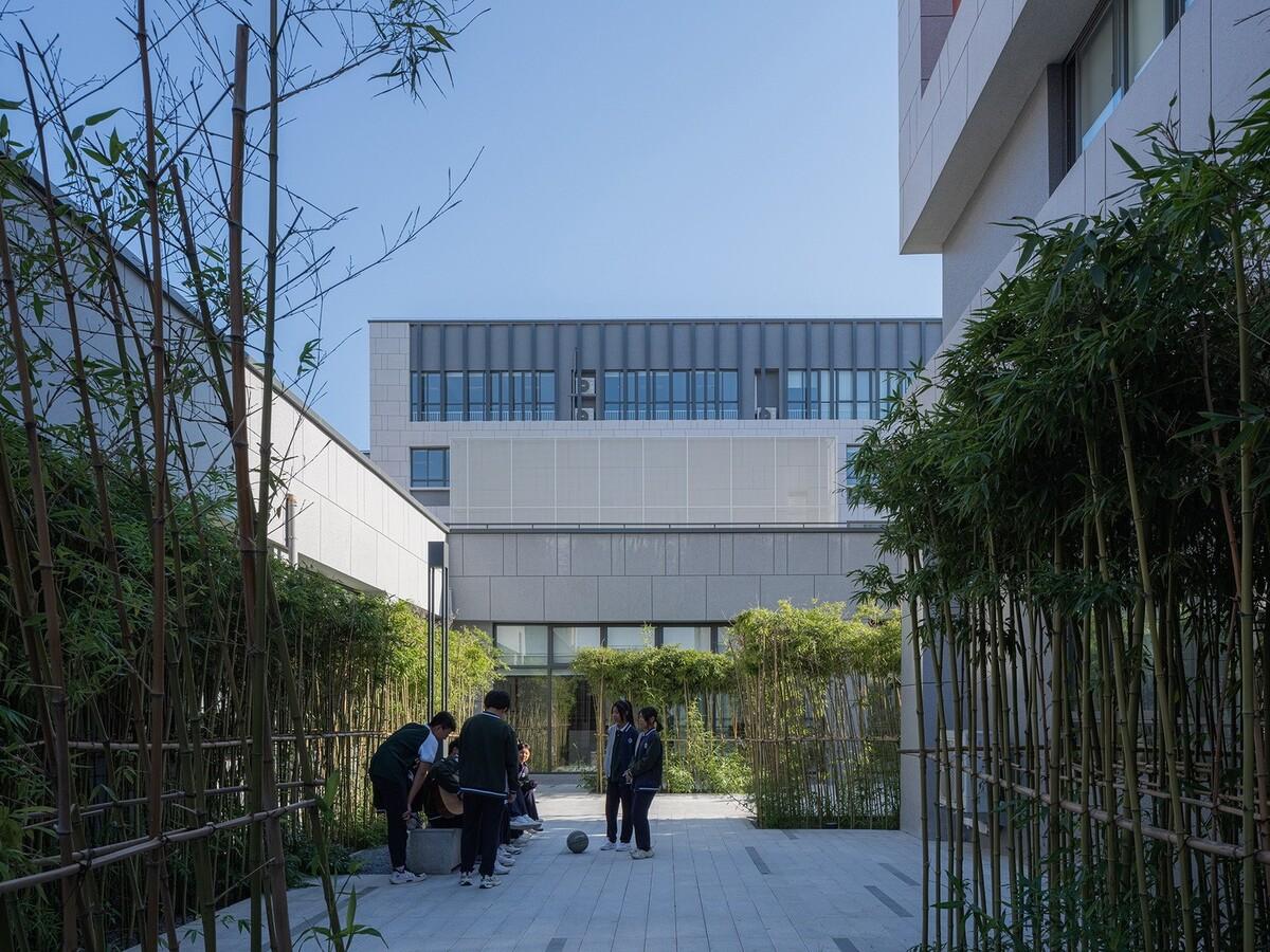 河南安阳振中学校 / 山东建筑大学建筑城规学院象外营造工作室