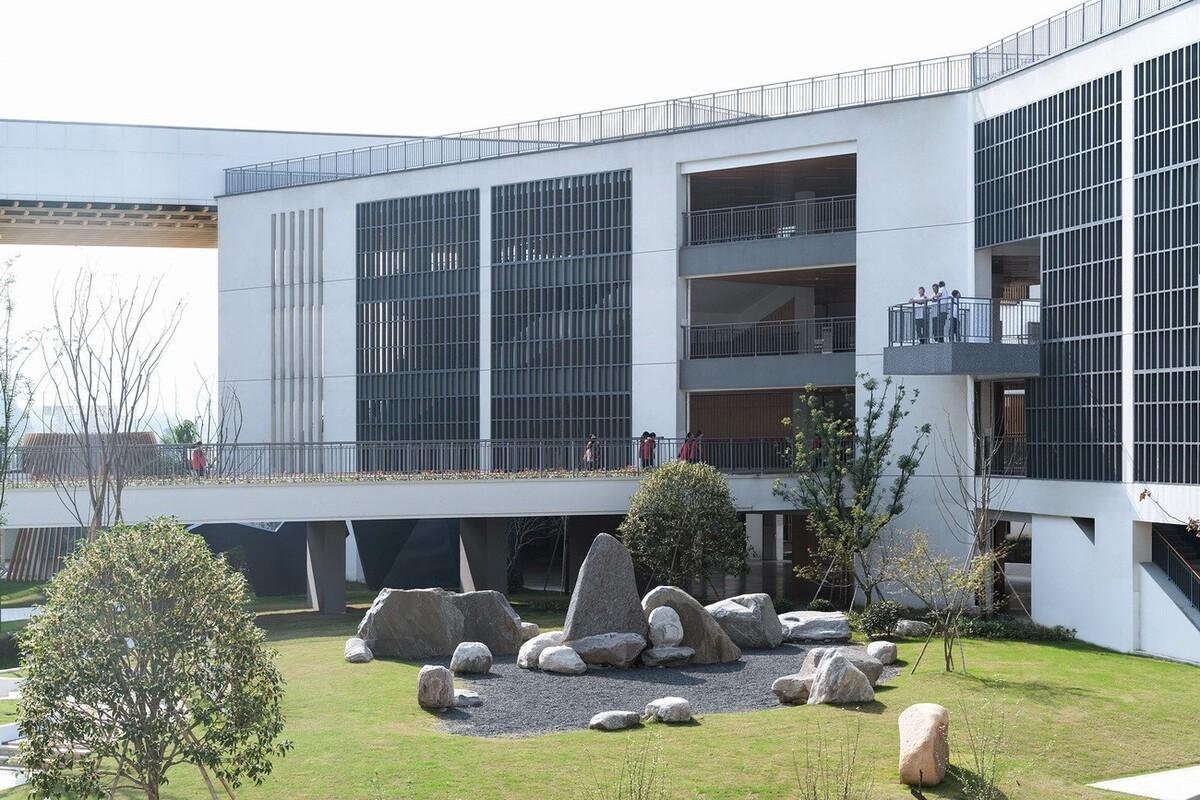 杭州中泰中学建筑设计 / LZGC量子构城设计事务所+浙江建院建筑规划设计院