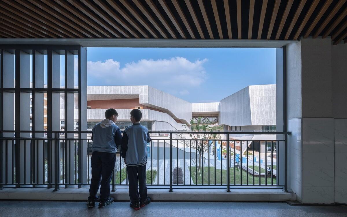 杭州中泰中学建筑设计 / LZGC量子构城设计事务所+浙江建院建筑规划设计院
