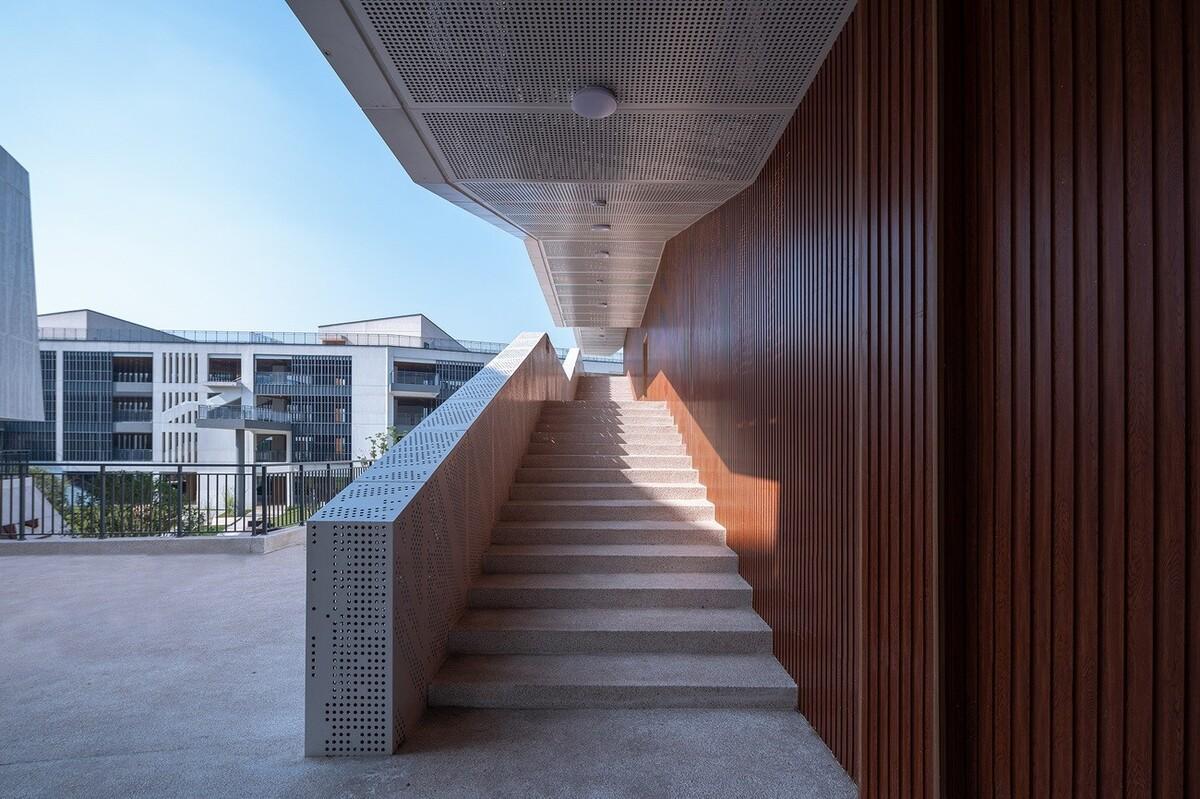 杭州中泰中学建筑设计 / LZGC量子构城设计事务所+浙江建院建筑规划设计院
