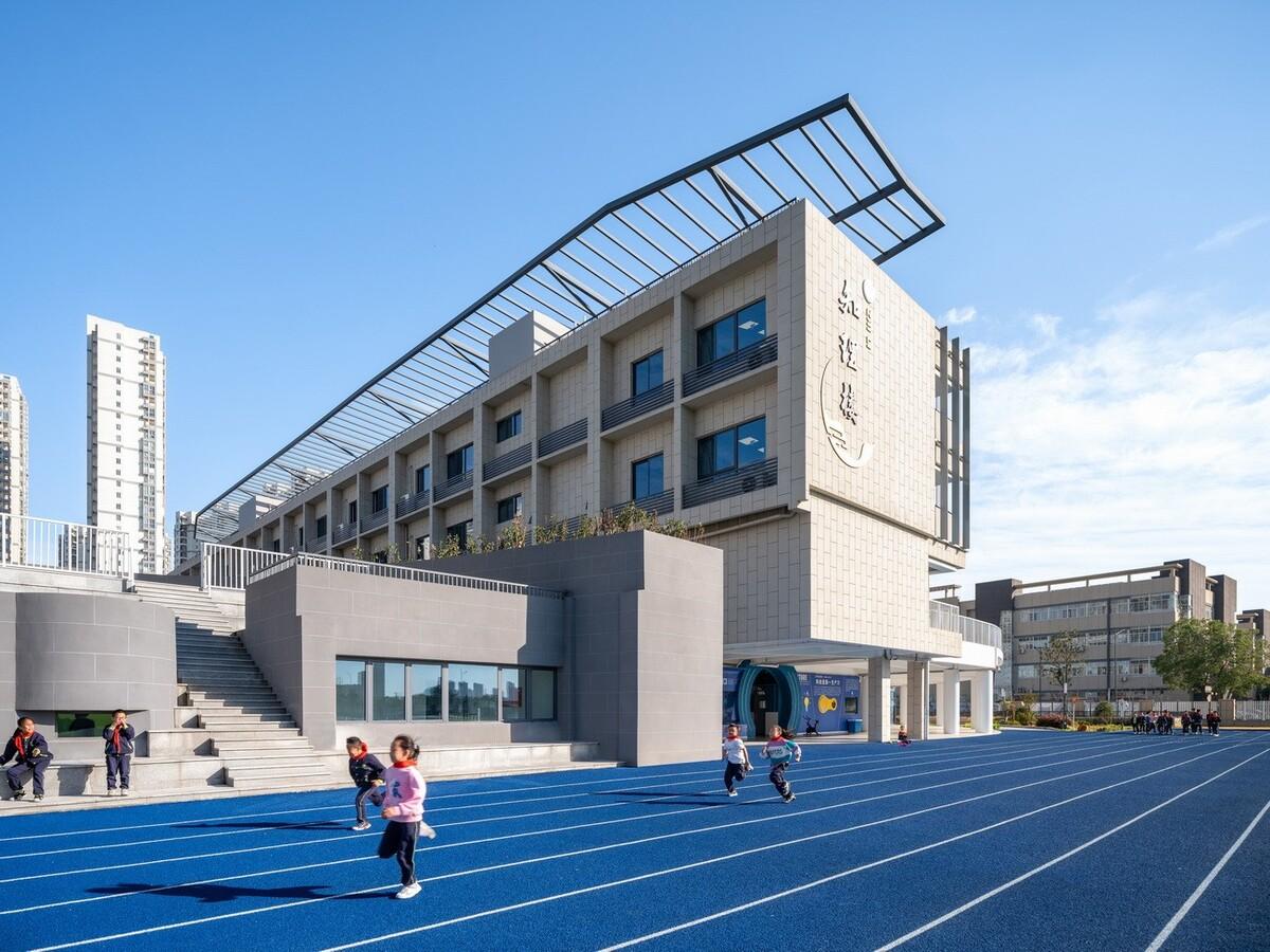 扬名实验学校 / 米丈建筑