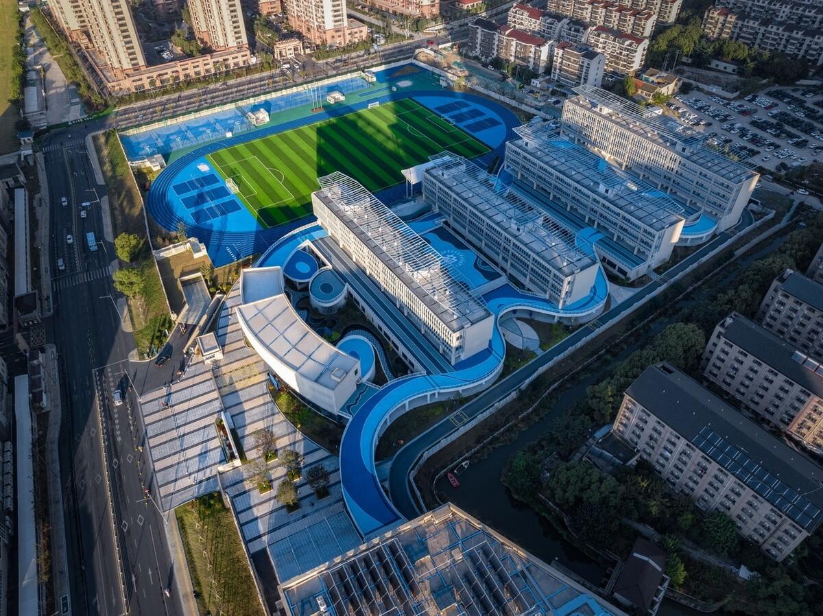 扬名实验学校 / 米丈建筑